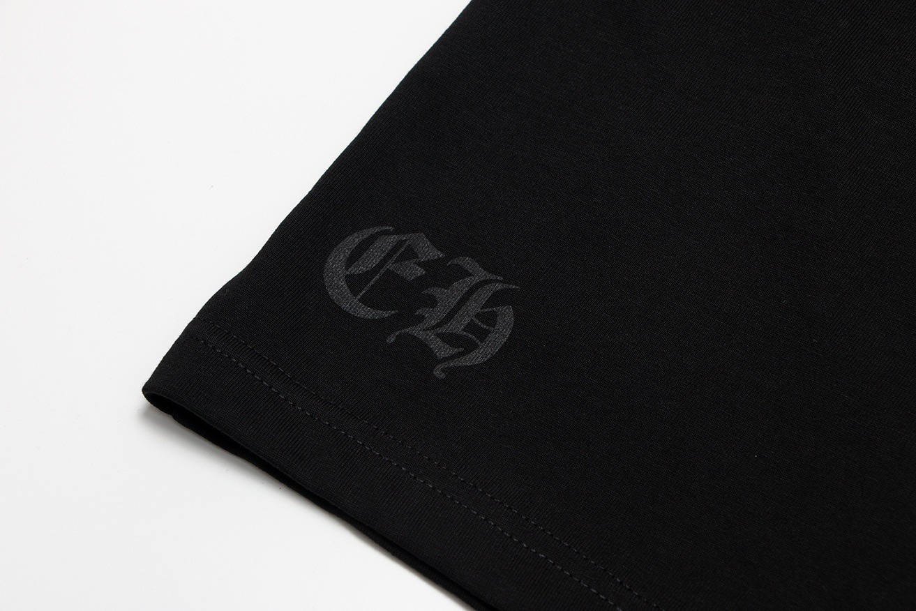 【CHROME HEARTS】（クロムハーツ）半袖Tシャツ、ご好評に付き再入荷！
