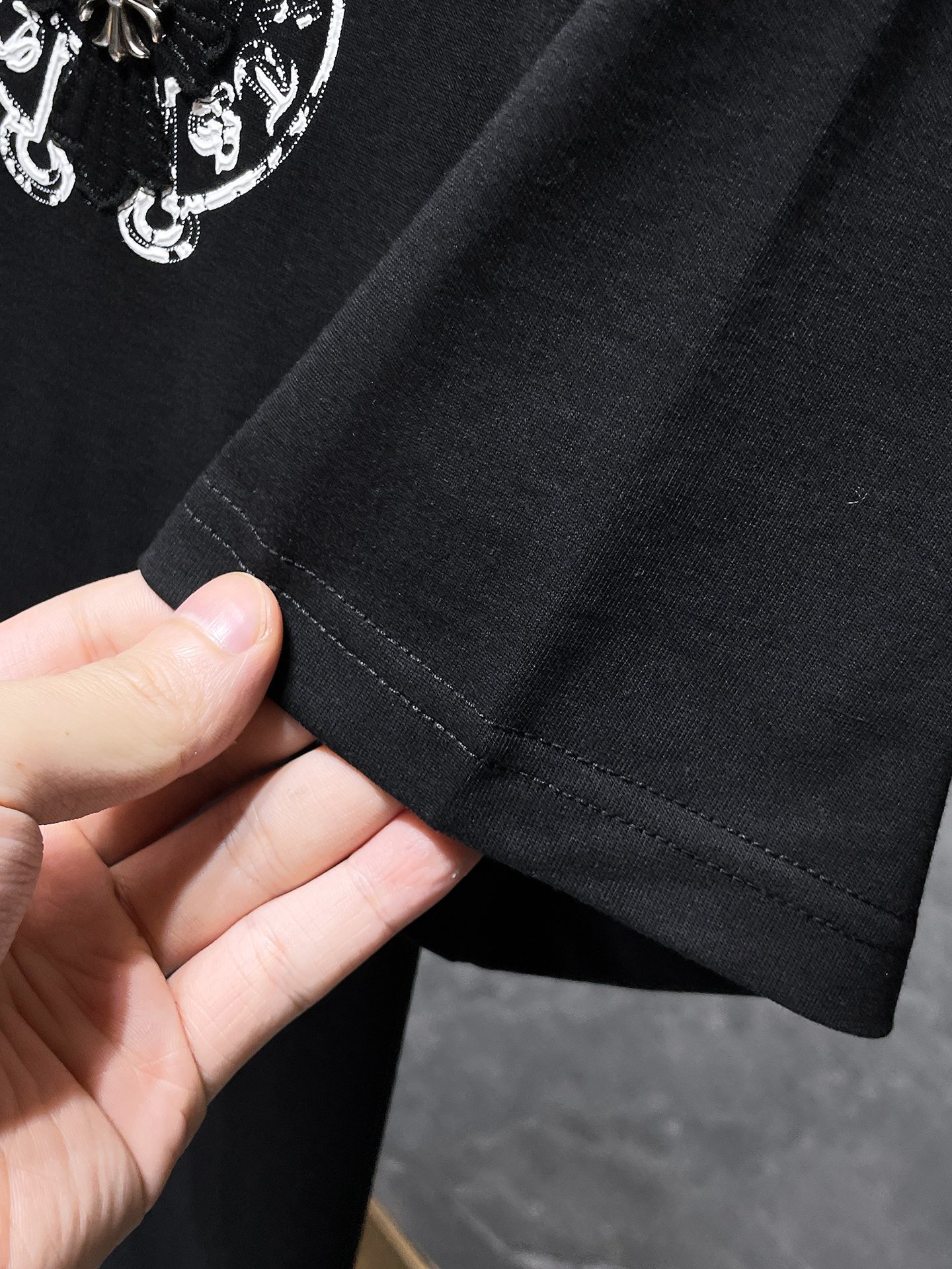 【CHROME HEARTS】（クロムハーツ）半袖Tシャツ、ご好評に付き再入荷！