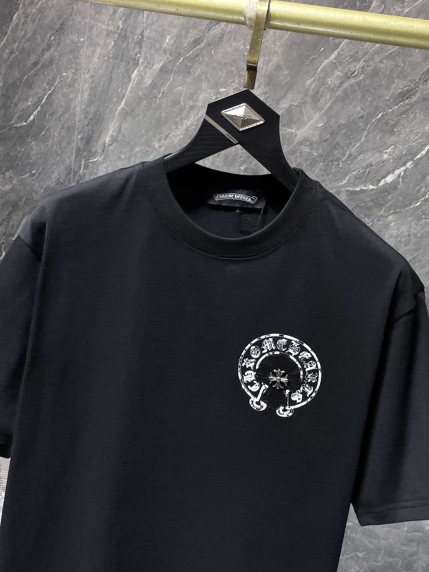 【CHROME HEARTS】（クロムハーツ）半袖Tシャツ、ご好評に付き再入荷！