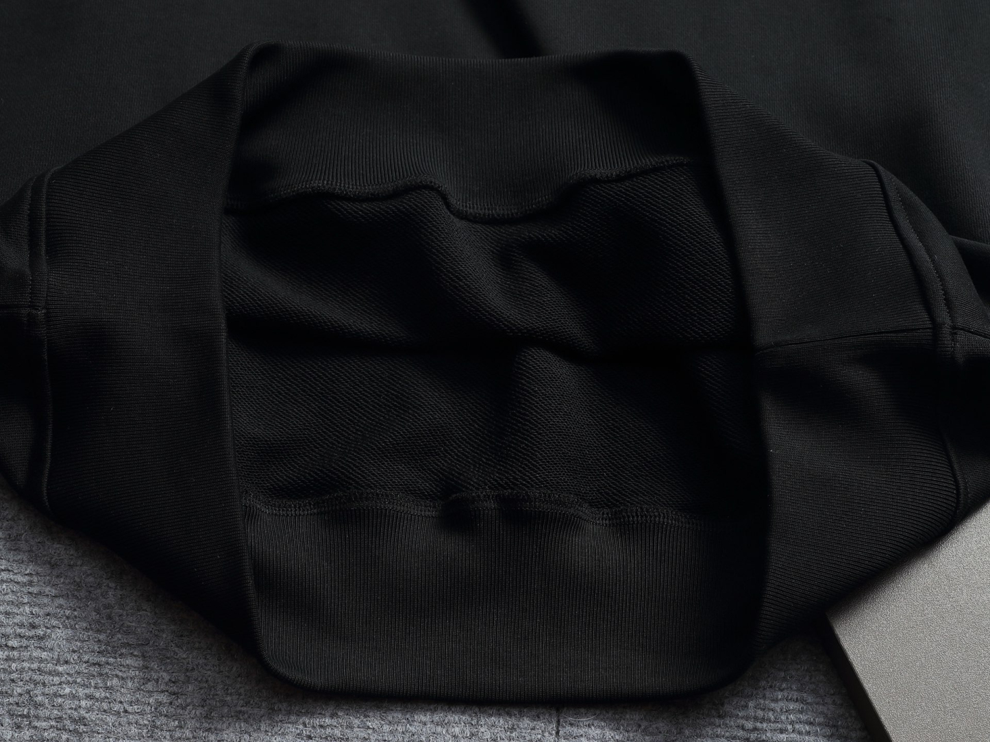 【BURBERRY】長袖 T シャツ