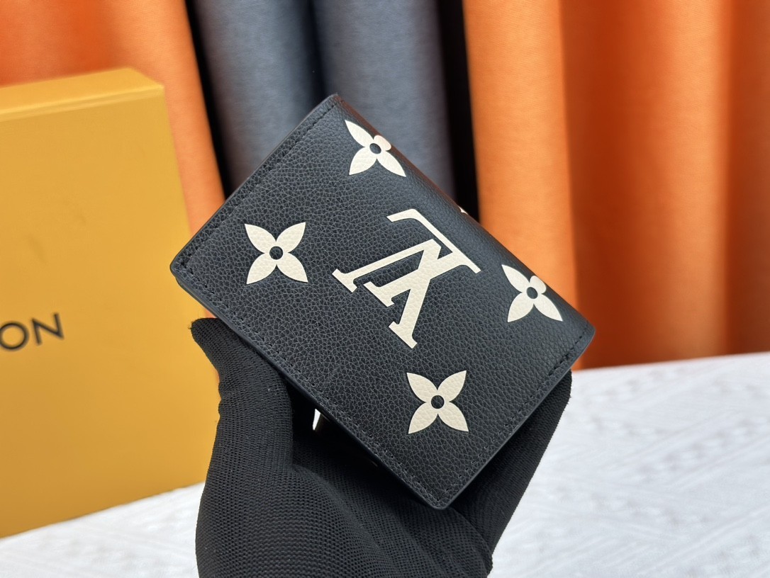LOUIS VUITTON ルイヴィトン ☆ポルトフォイユ・クレア M82370  M80152 12*9*3.5cm