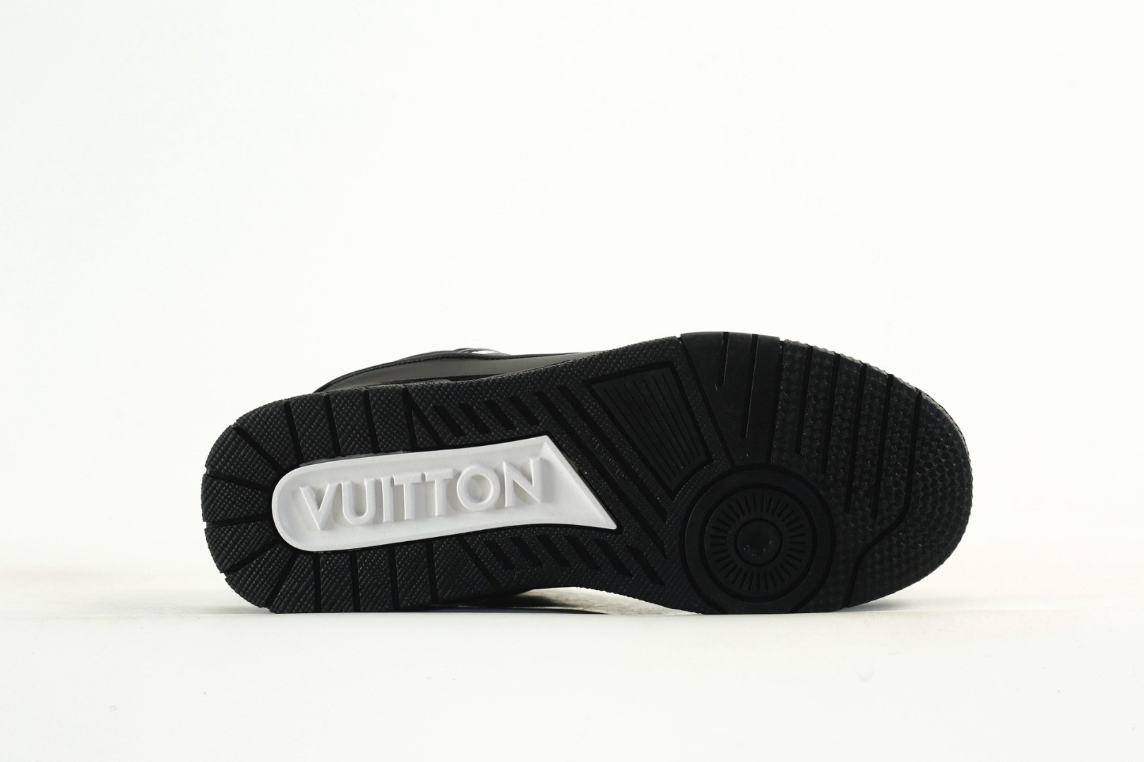 LOUIS VUITTON ルイヴィトン LV TRAINER SNEAKER LOW スニーカー
