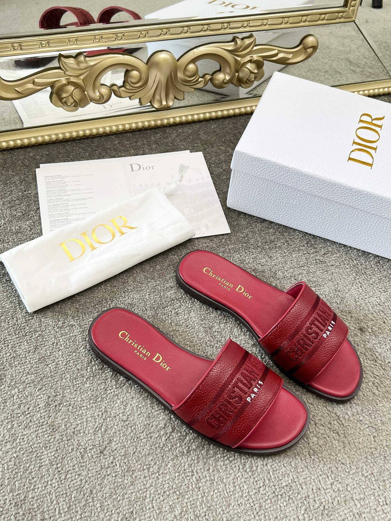 【カジュアルで上品♪】DIOR Dway スライド サンダル