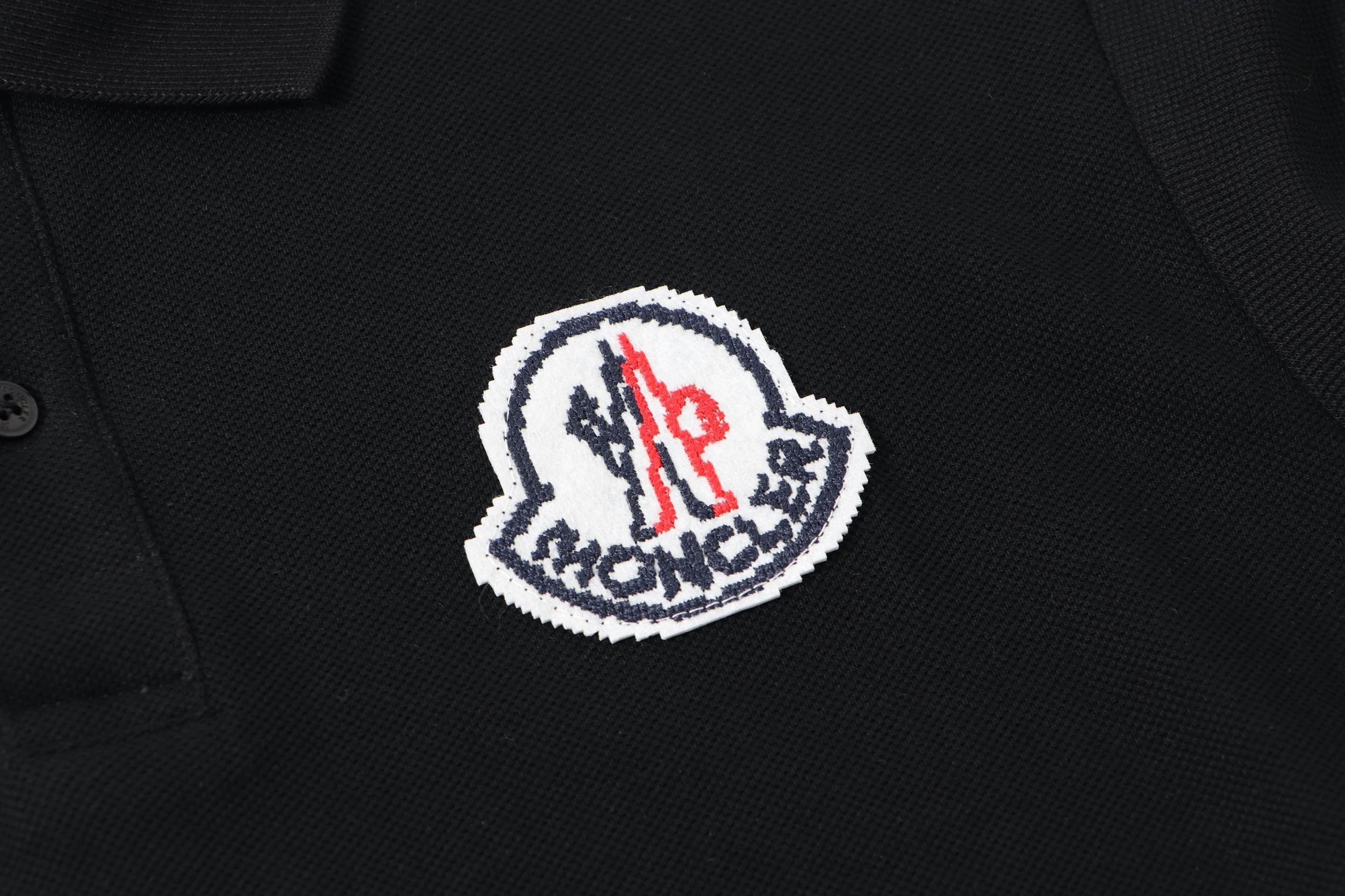 【MONCLER】半袖 T シャツ