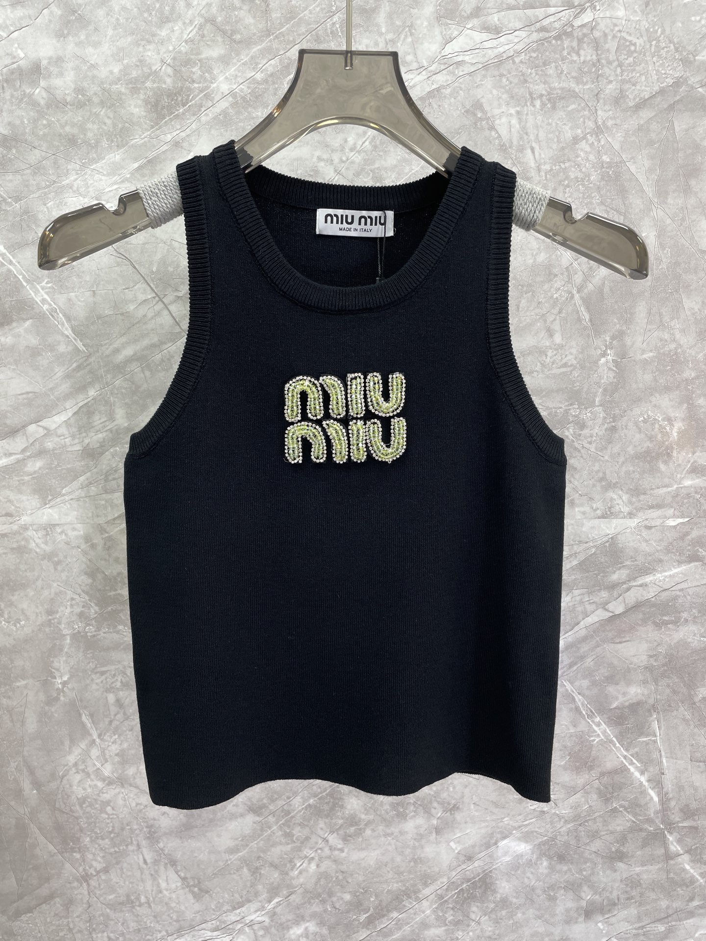 【MIU MIU】ニットベスト 