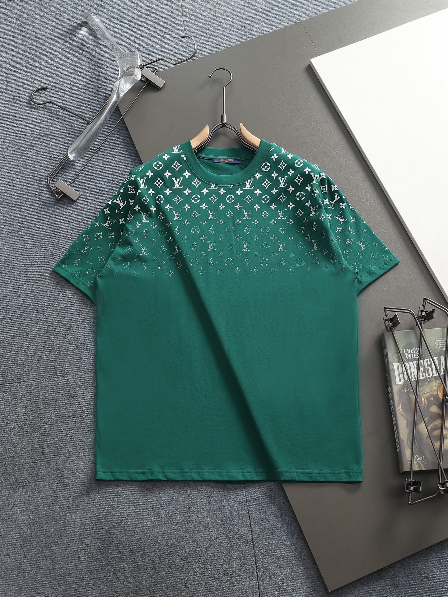 【LOUIS VUITTON】半袖 T シャツ