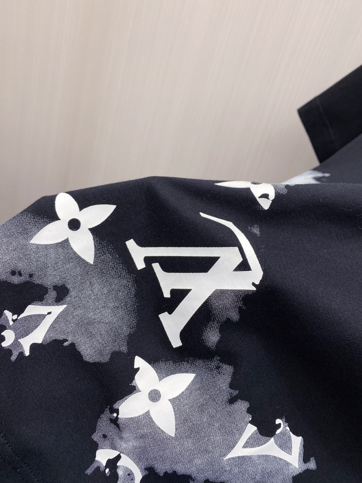 【LOUIS VUITTON】半袖 T シャツ