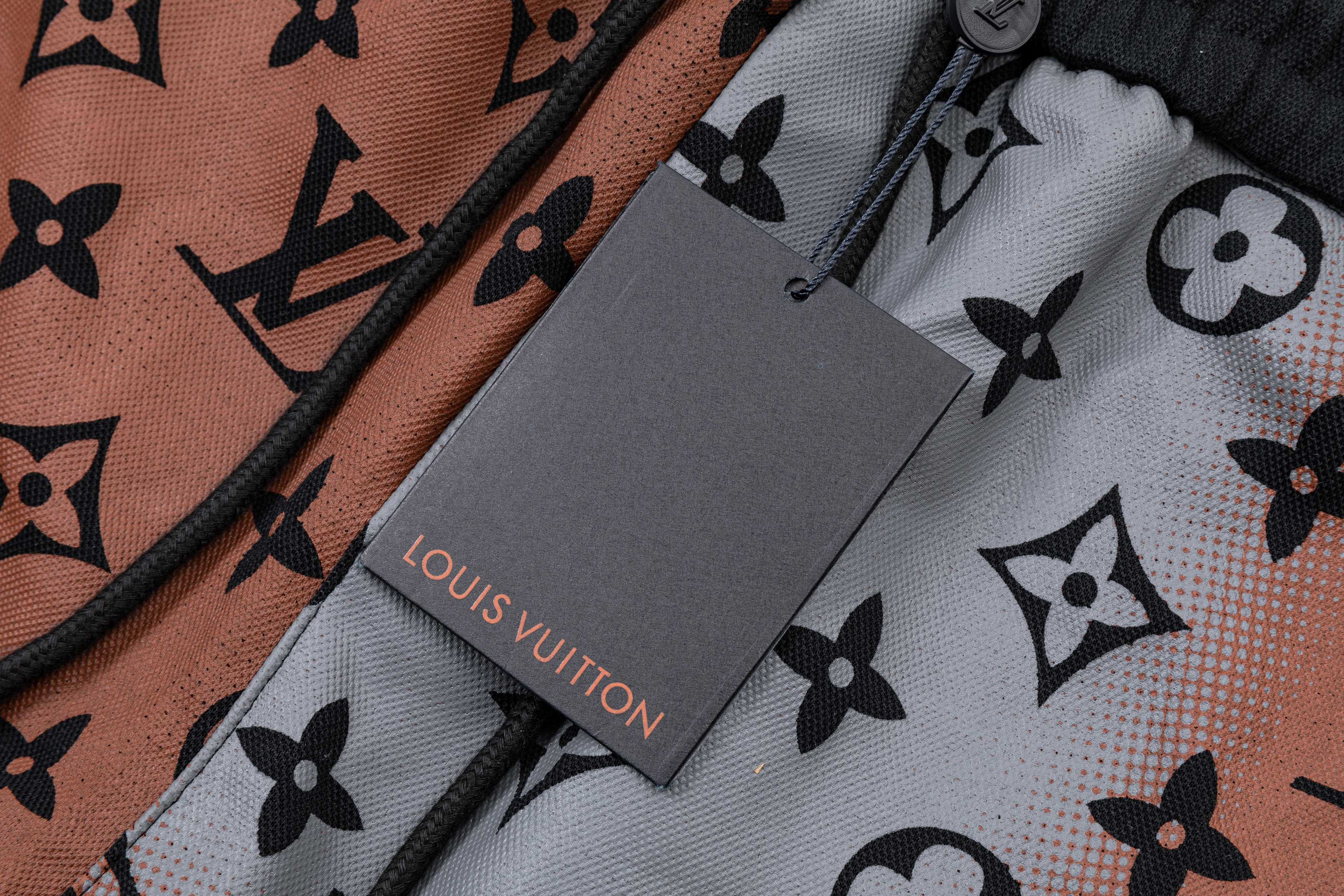 【LOUIS VUITTON】ショートパンツ