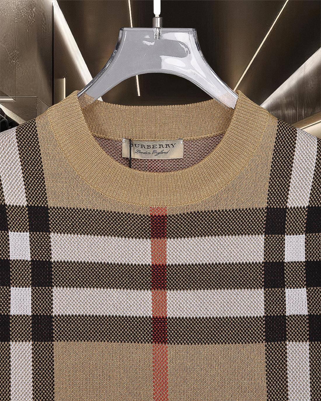 【BURBERRY】半袖T シャツショートパンツ セットアップ