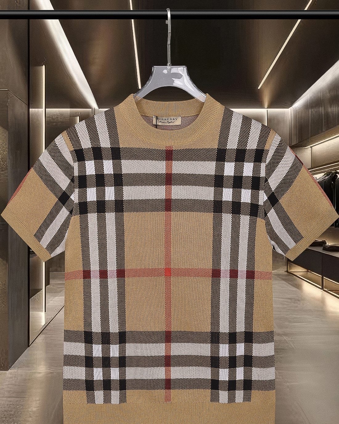 【BURBERRY】半袖T シャツショートパンツ セットアップ