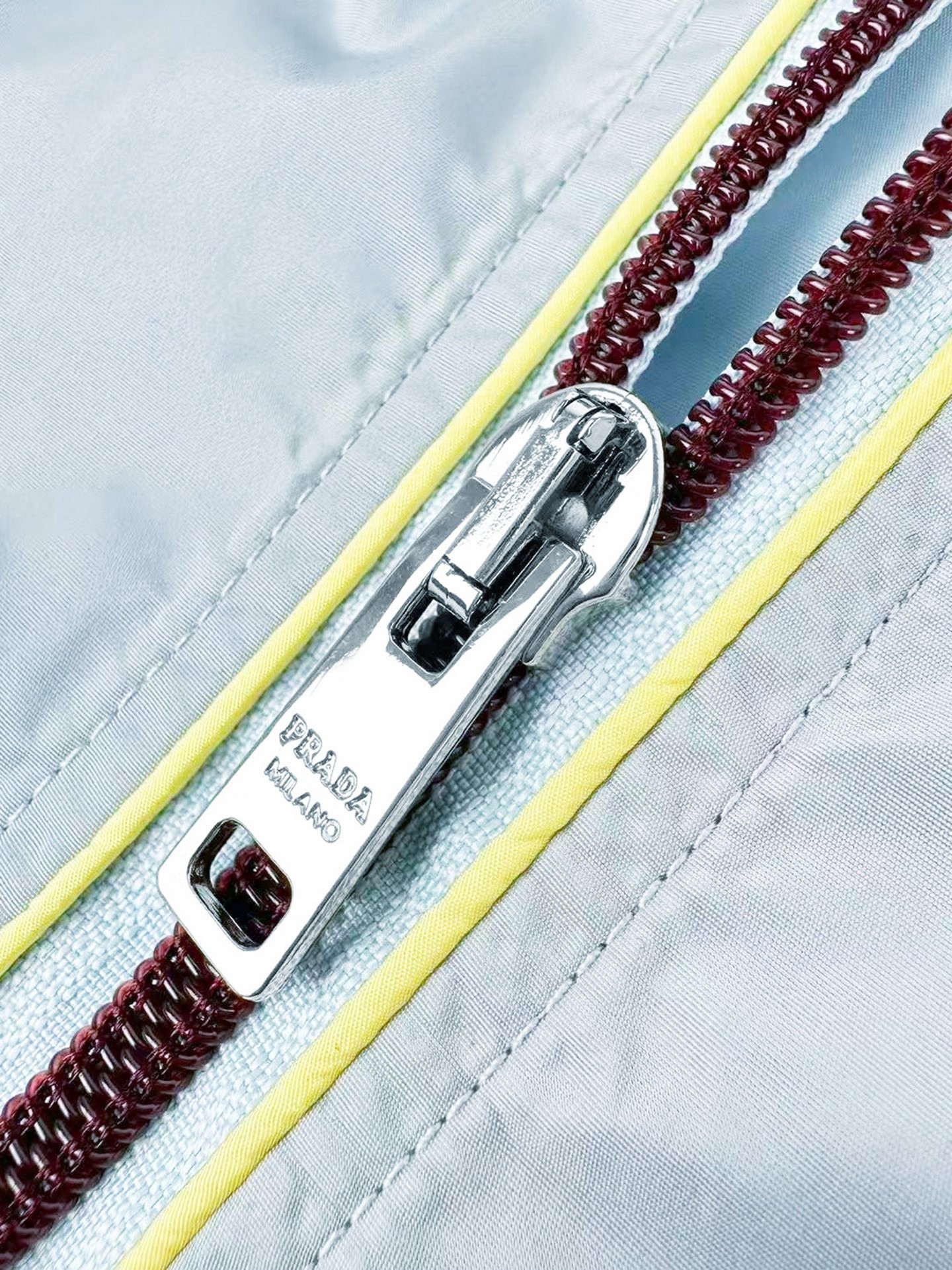 【PRADA】プラダ UV カットパーカー