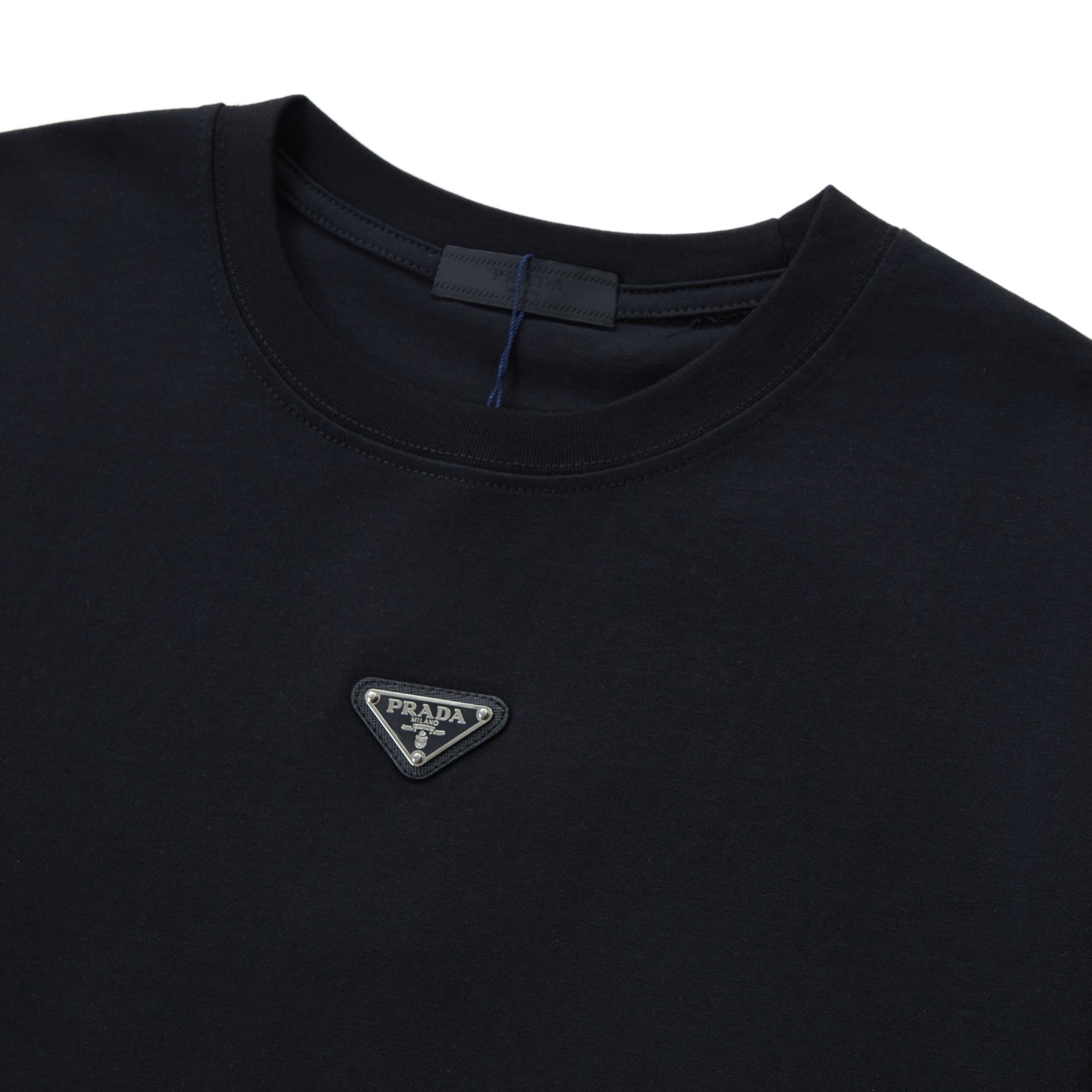 【PRADA】半袖T シャツショートパンツ セットアップ