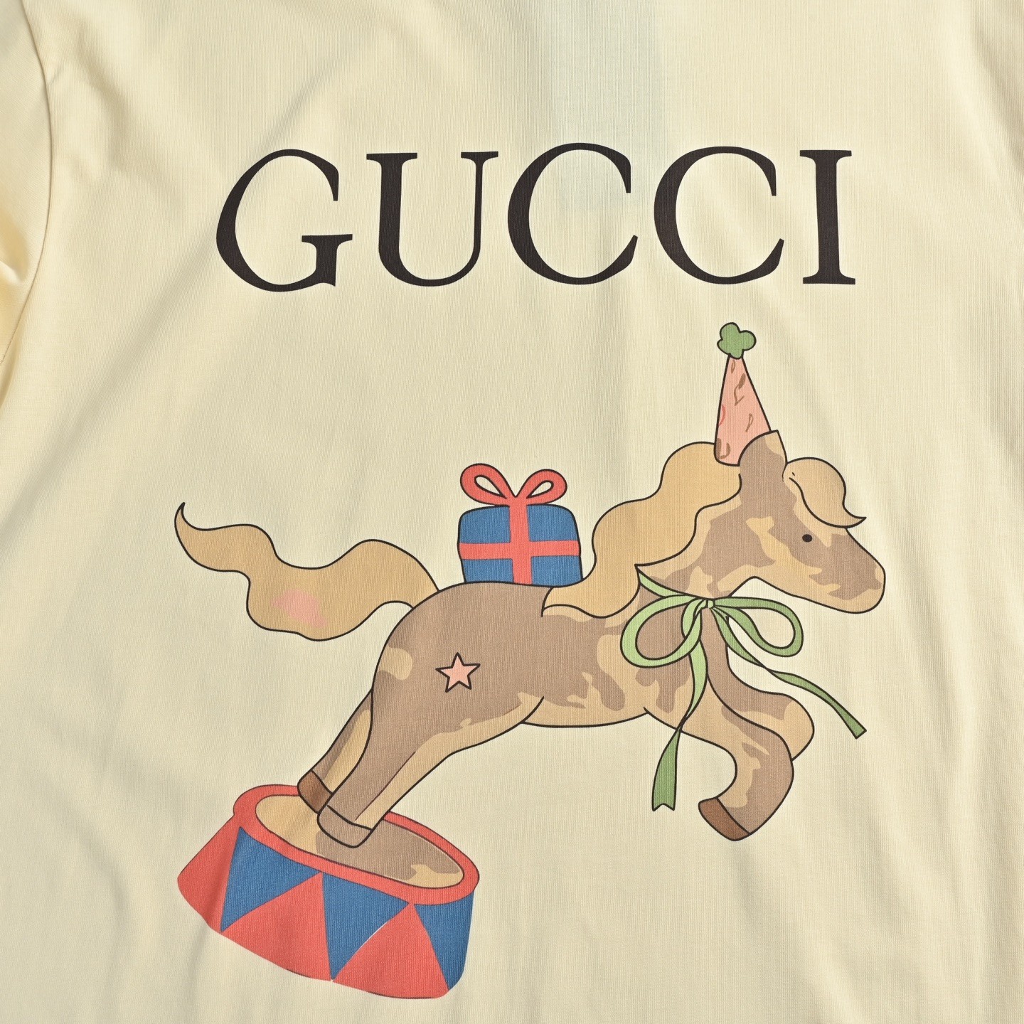 【GUCCI】半袖 T シャツ