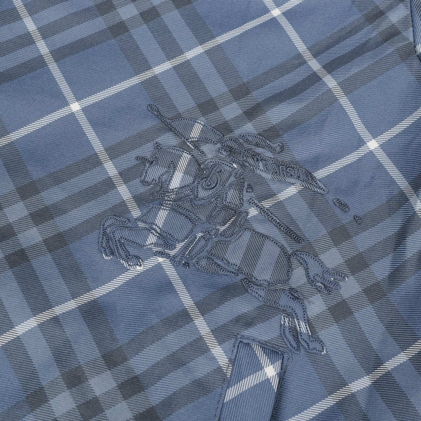 【BURBERRY】戦馬 リバーシブルジャケット