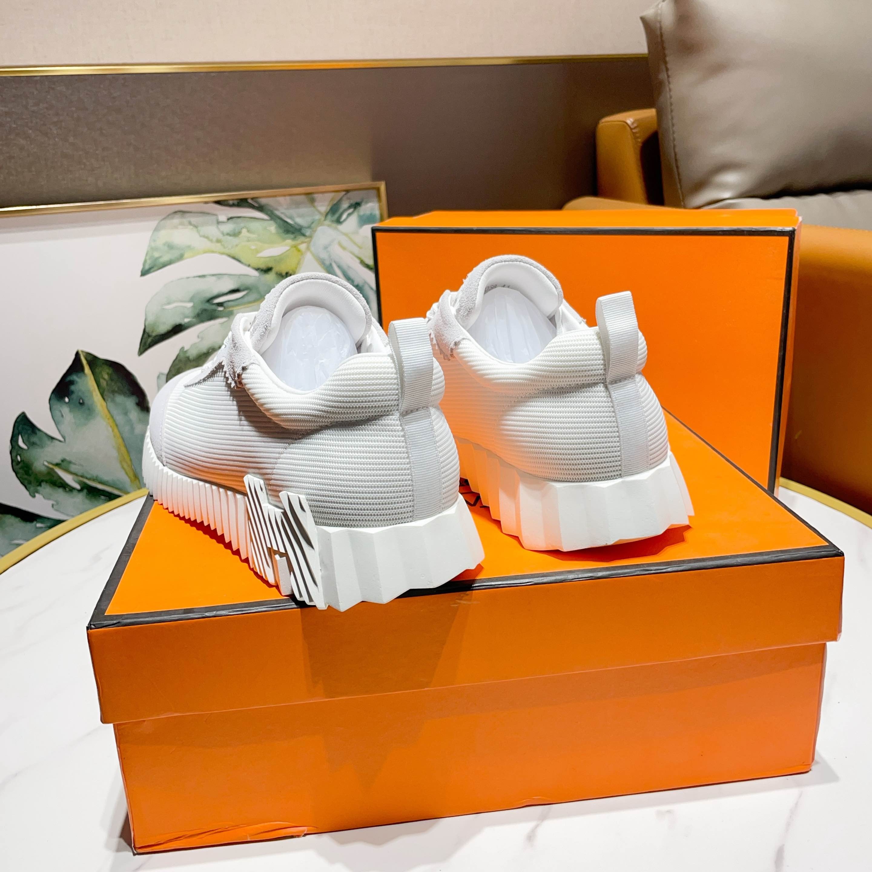 【大人気◆レザー×軽量ソール】HERMES バウンシング スニーカー