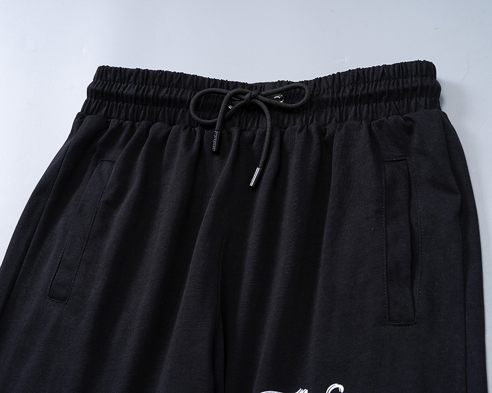 【AMIRI】ショートパンツ