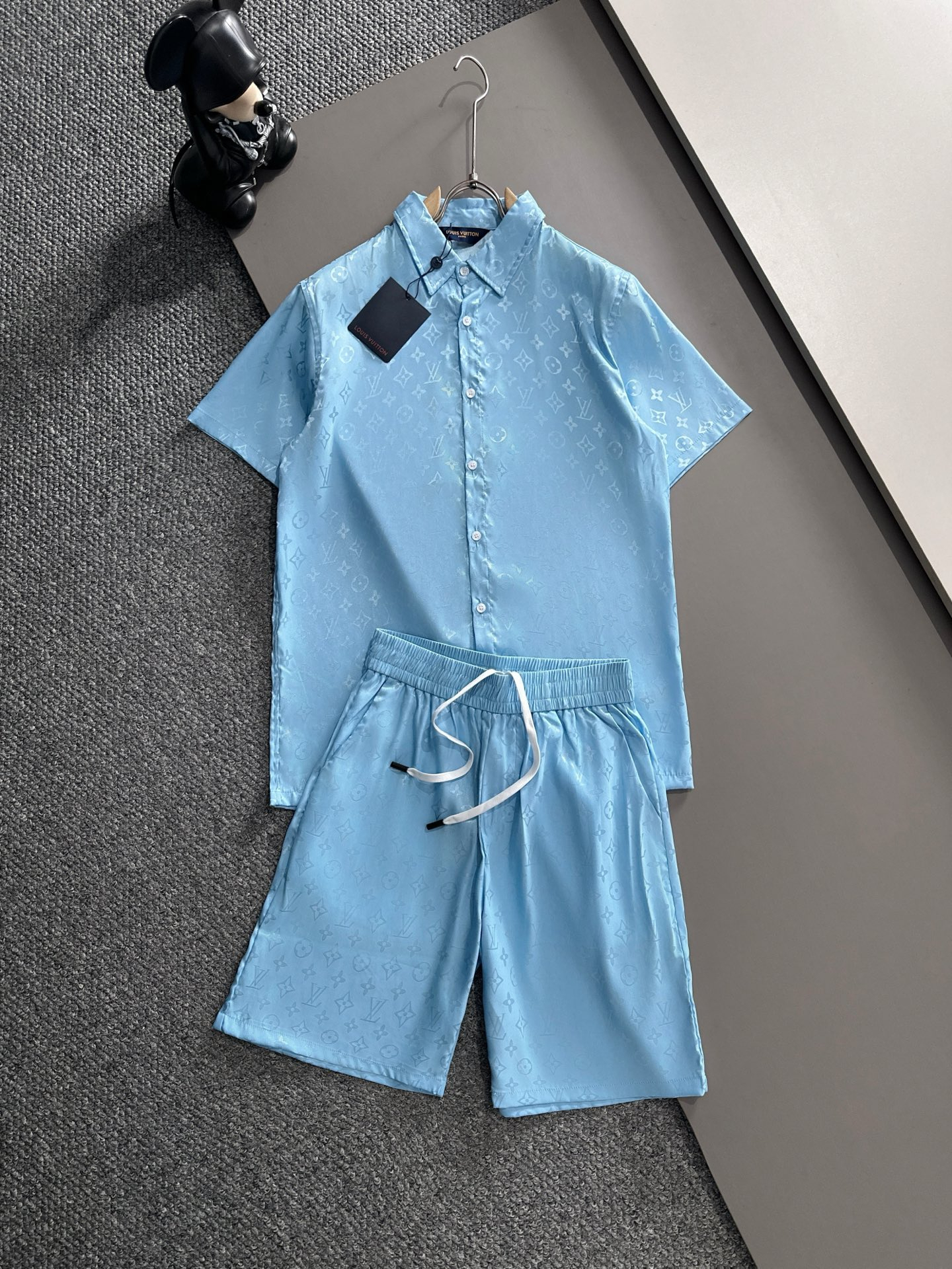 【LOUIS VUITTON】半袖シャツショートパンツ セットアップ
