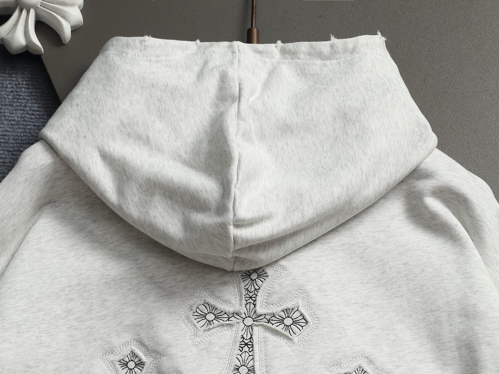 【CHROME HEARTS】クロムハーツ パーカー