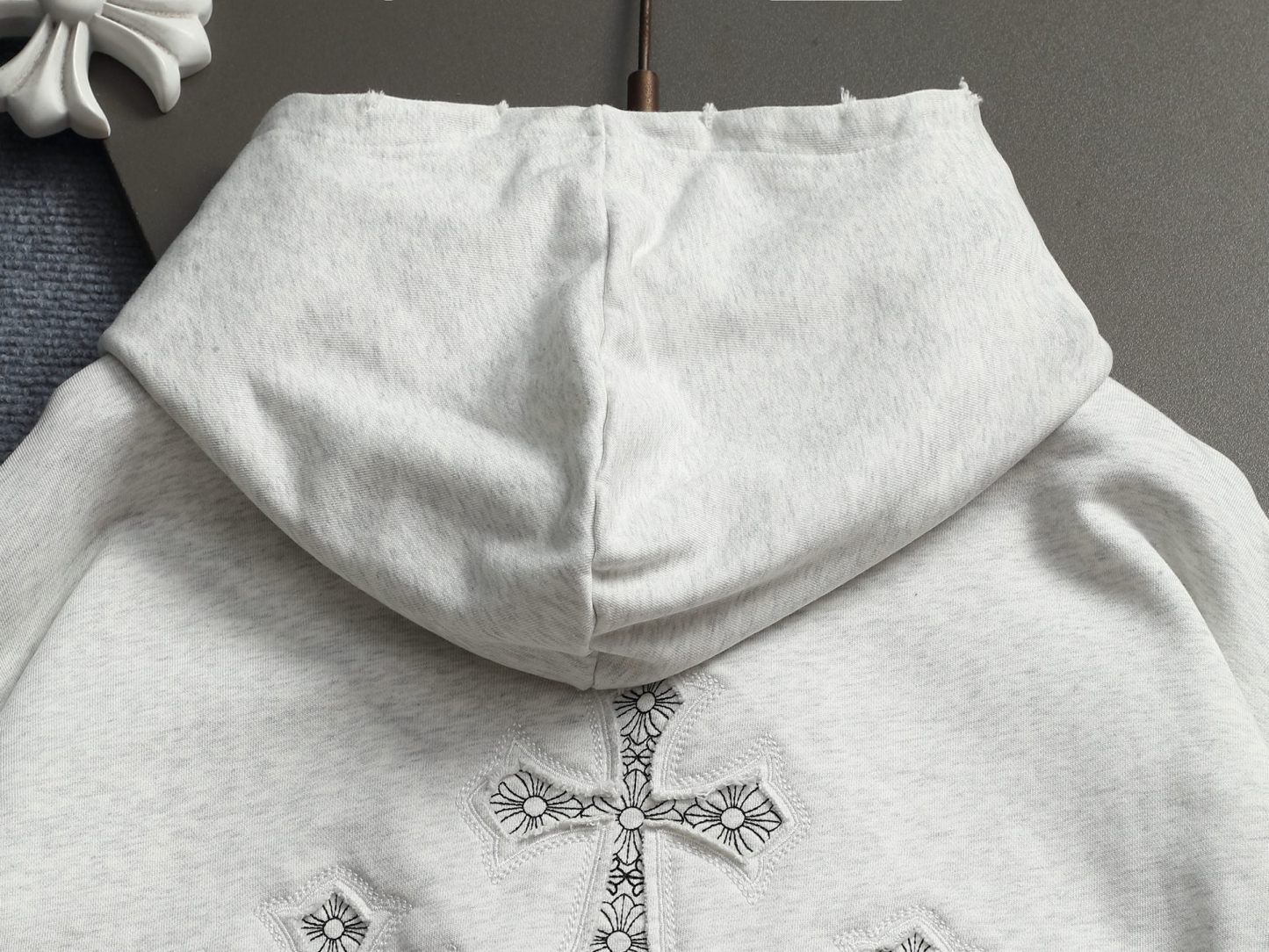 【CHROME HEARTS】クロムハーツ パーカー