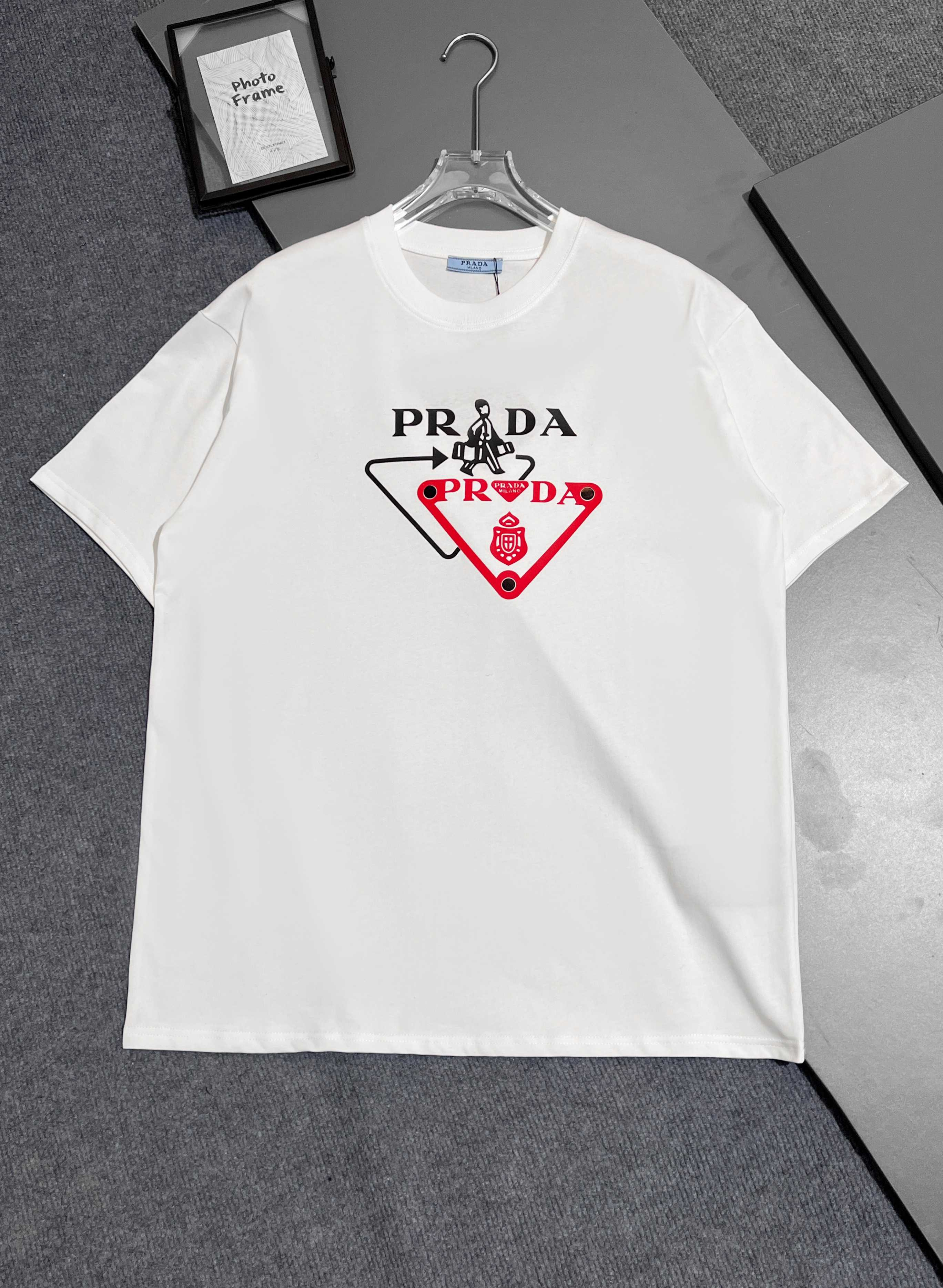 【PRADA】半袖 T シャツ