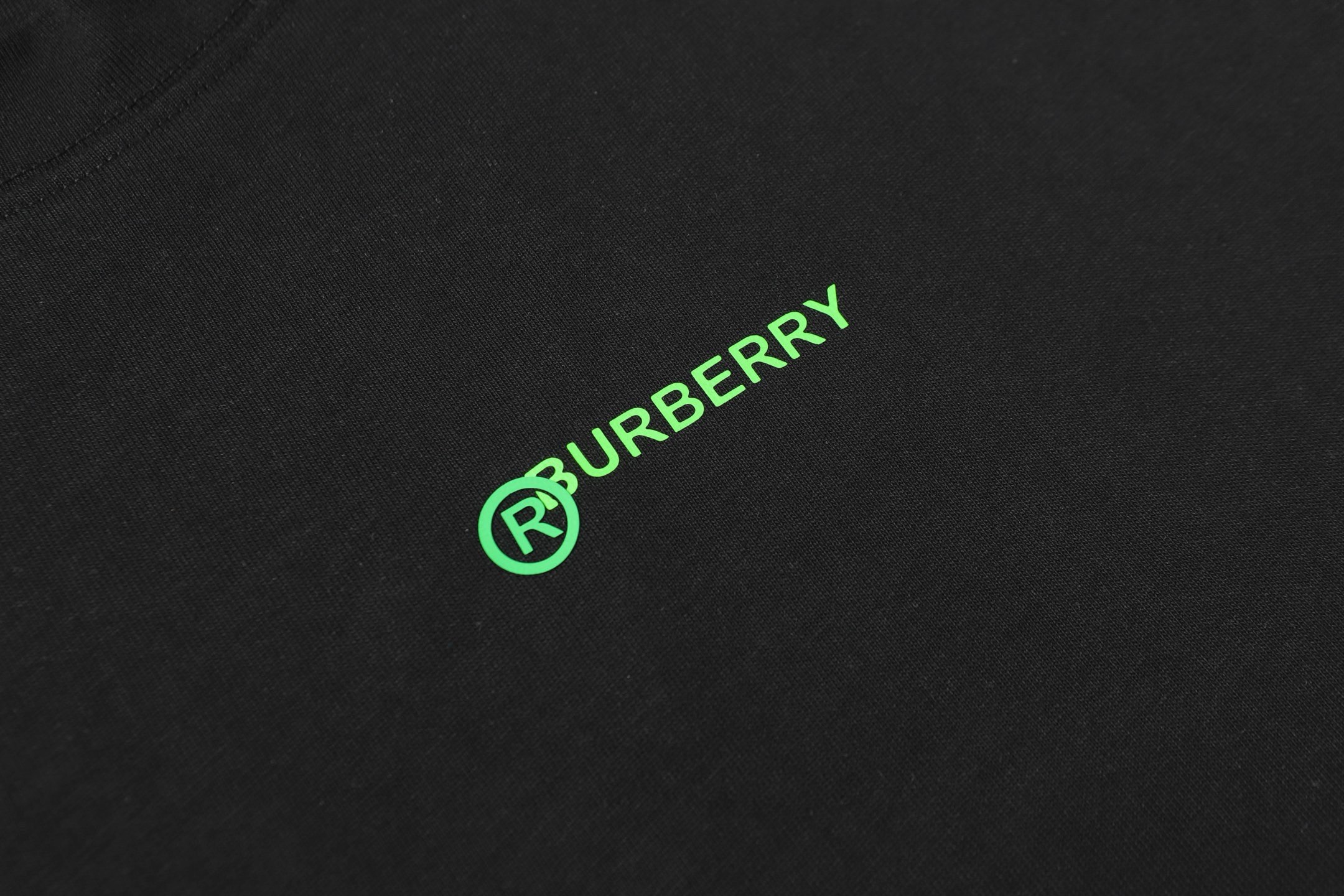 【BURBERRY】半袖 T シャツ