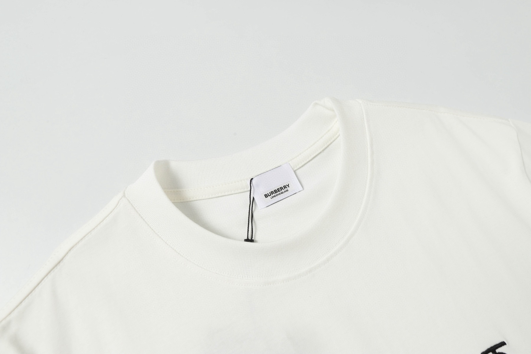 【BURBERRY】半袖 T シャツ