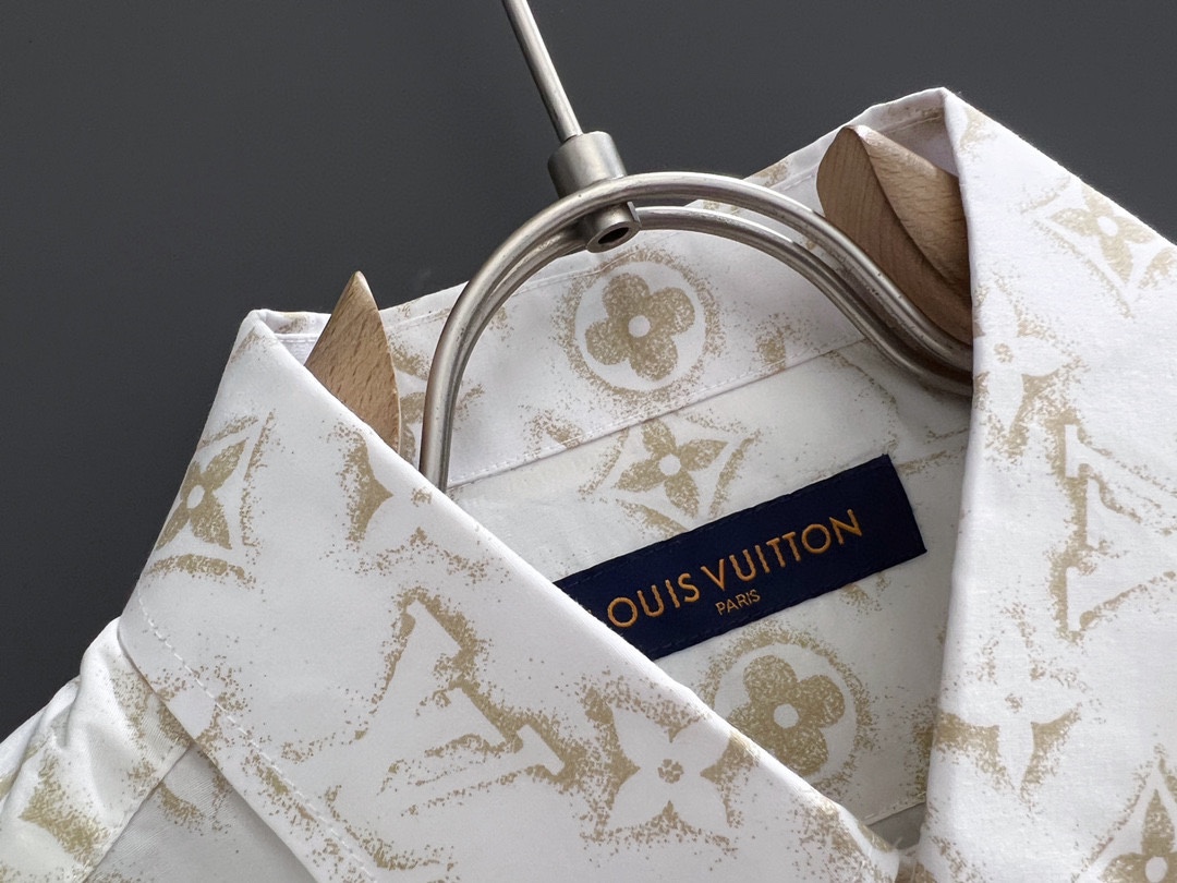 【LOUIS VUITTON】長袖シャツ