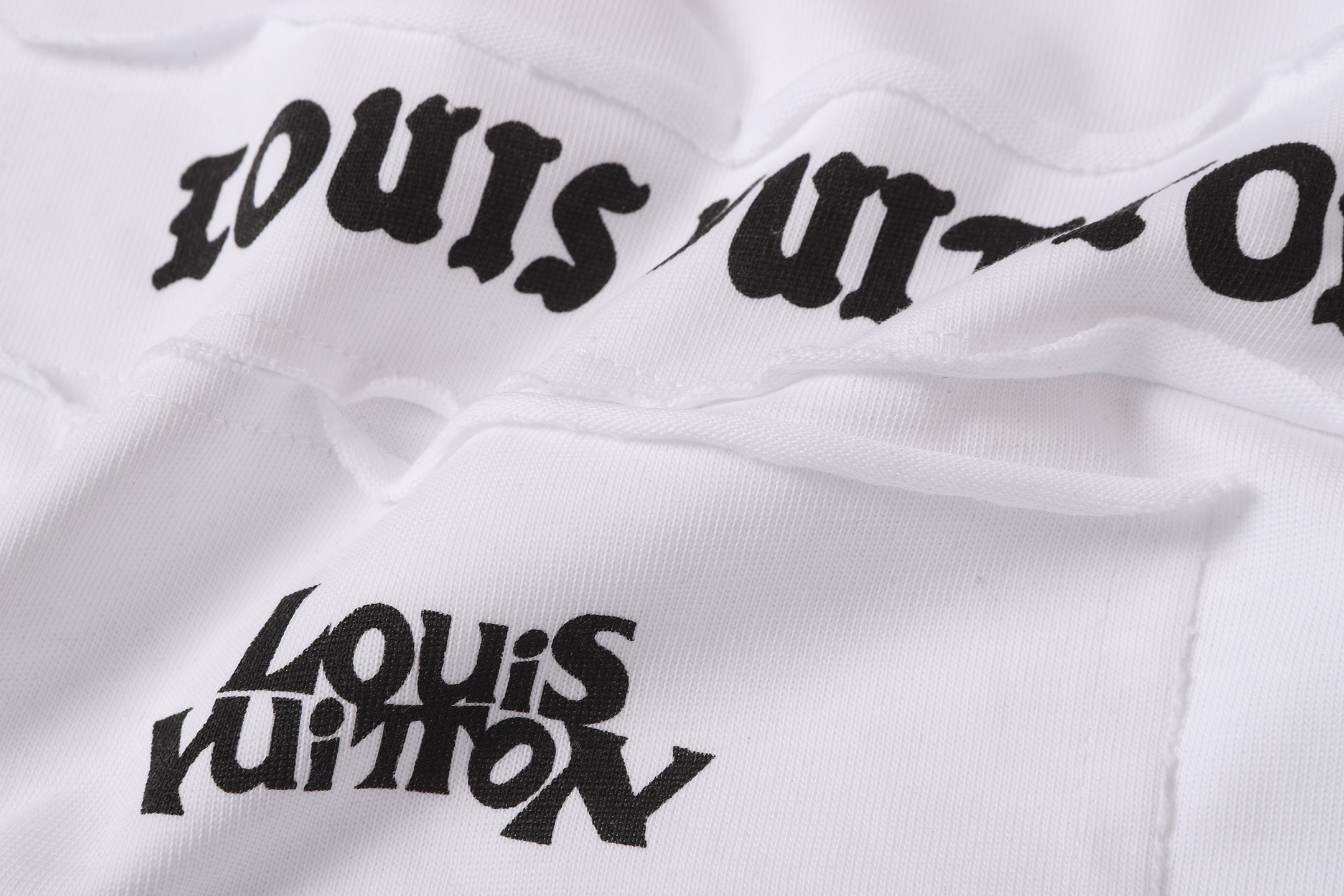 【LOUIS VUITTON】半袖 T シャツ