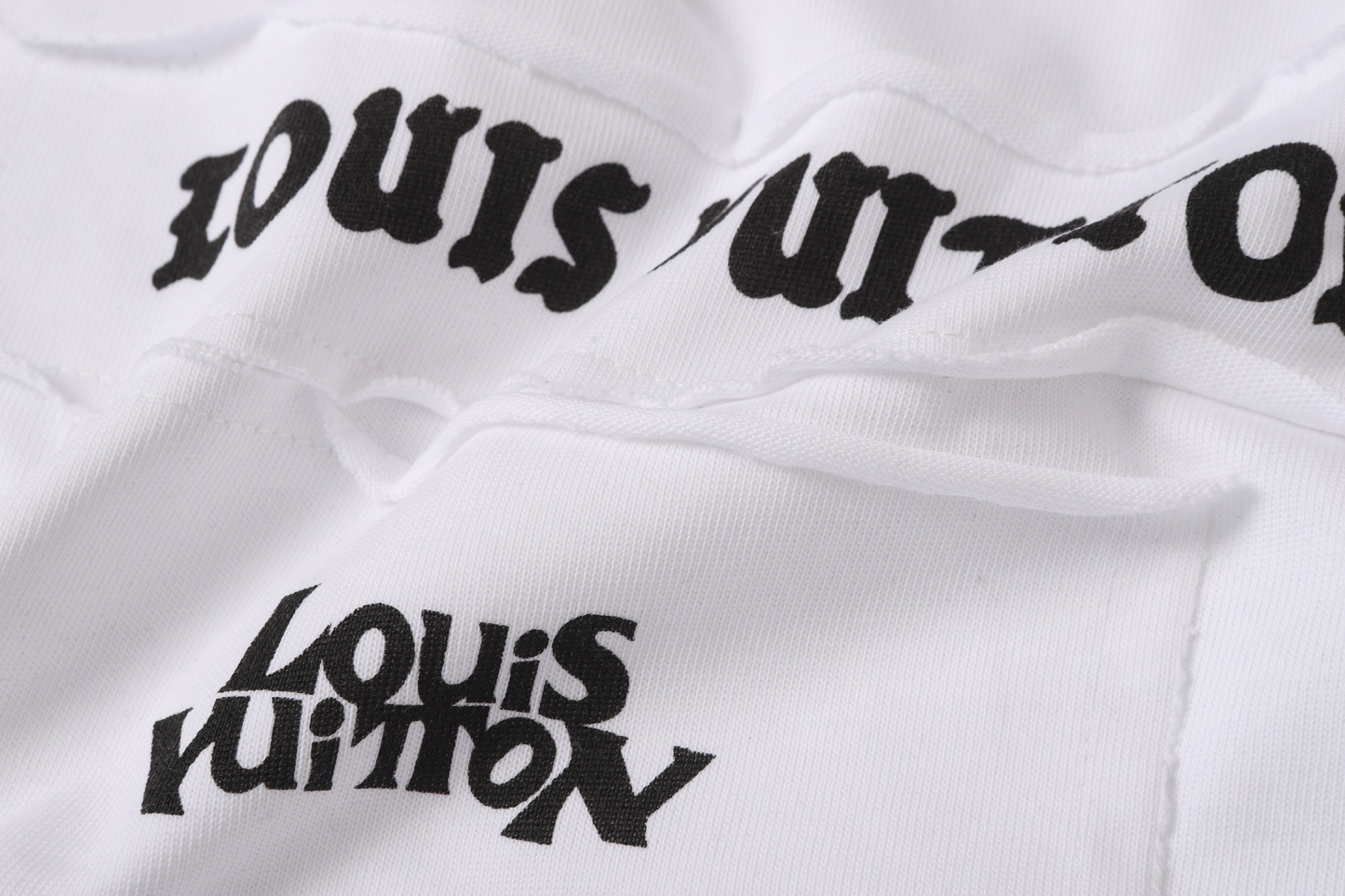 【LOUIS VUITTON】半袖 T シャツ