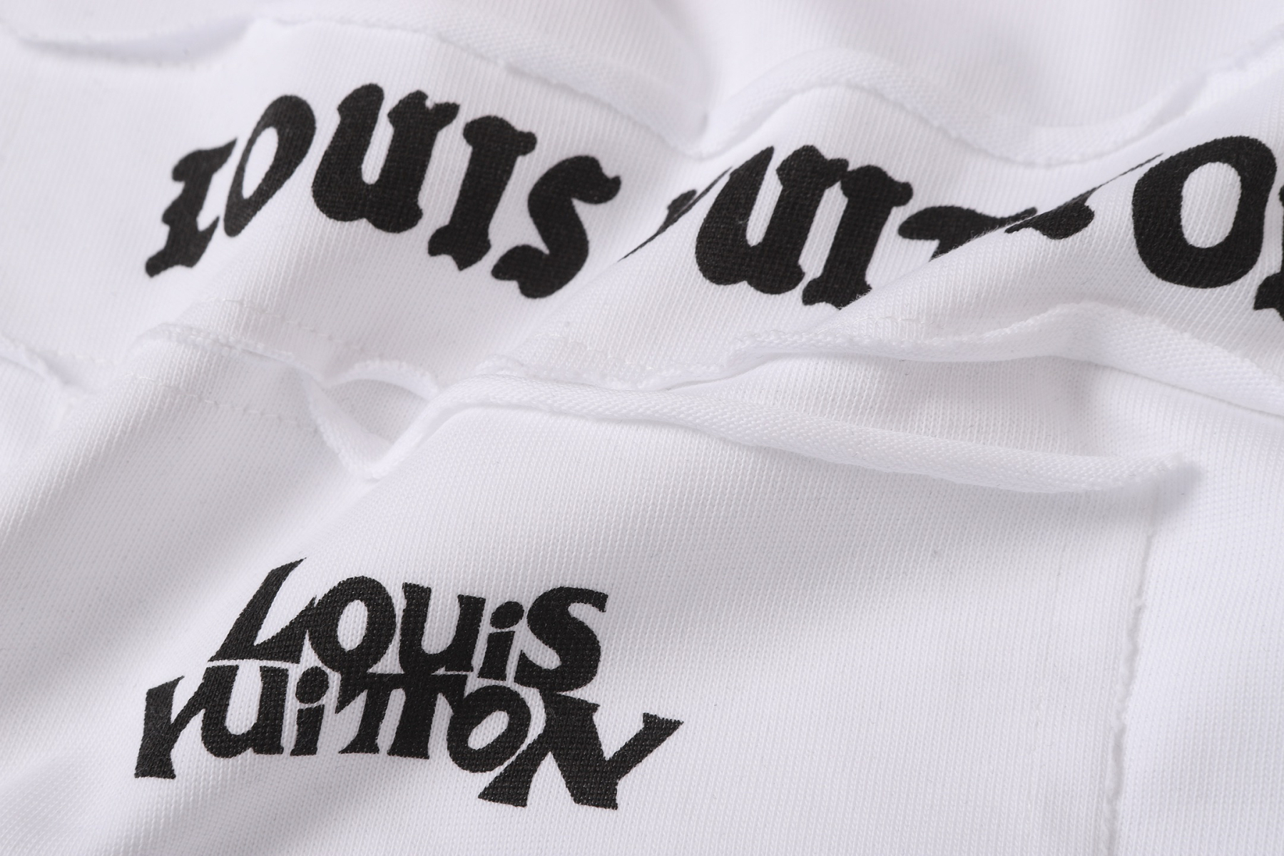 【LOUIS VUITTON】半袖 T シャツ