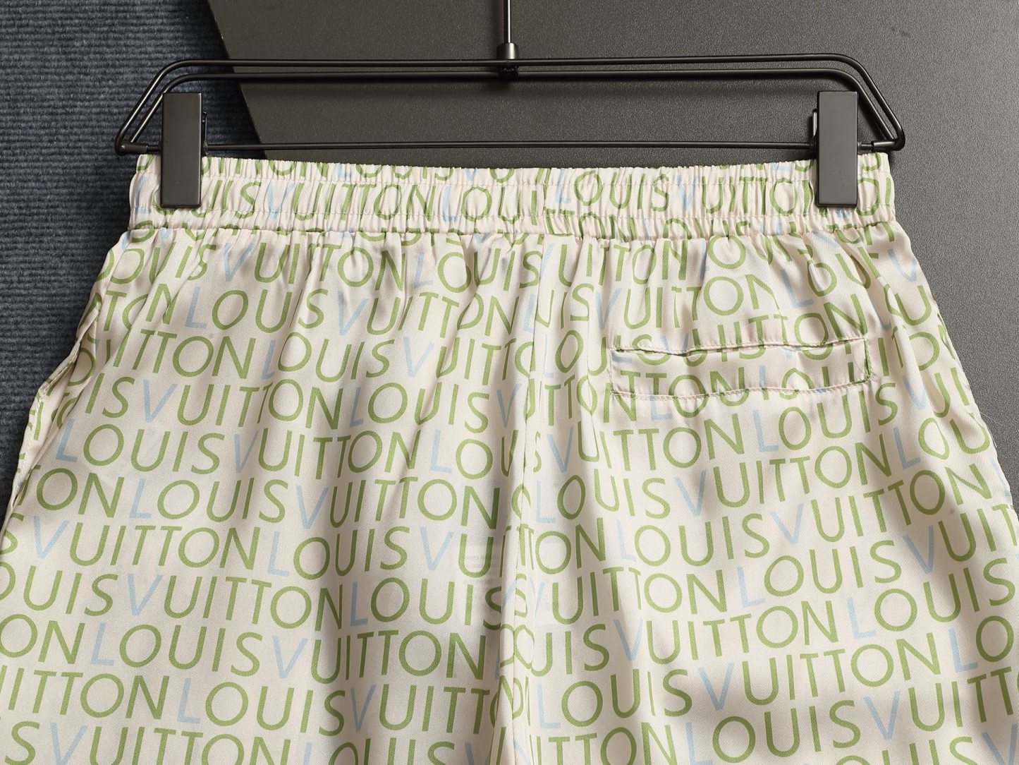 【LOUIS VUITTON】半袖シャツショートパンツ セットアップ
