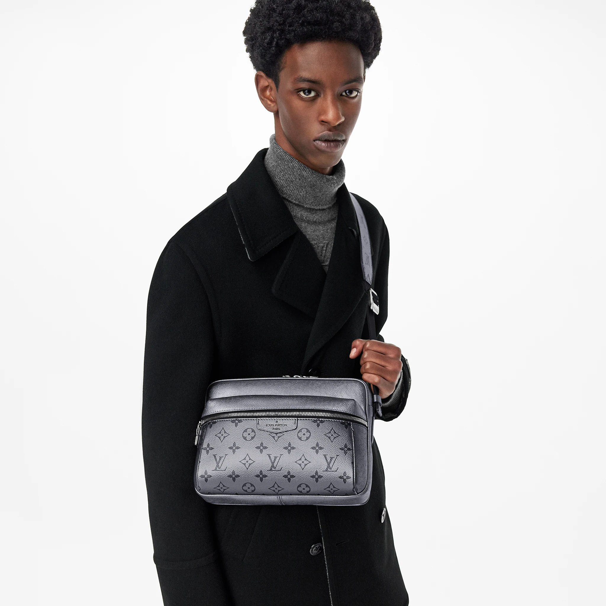 LOUIS VUITTON（ルイヴィトン） メッセンジャーバッグ
