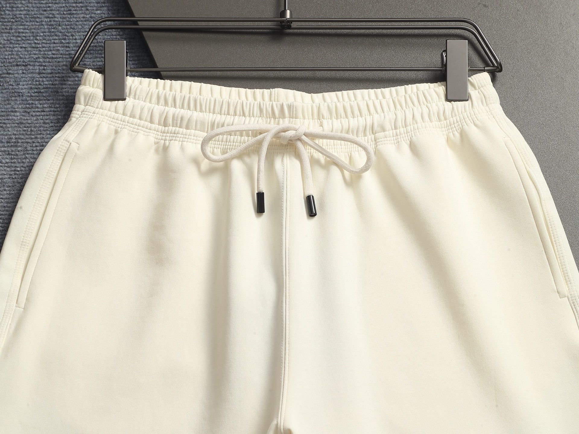 【BURBERRY】ショートパンツ