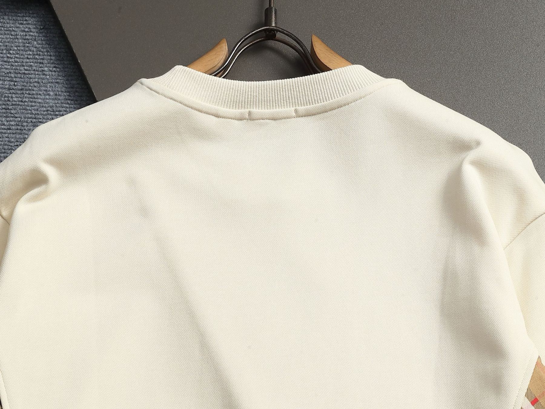 【BURBERRY】長袖 T シャツ