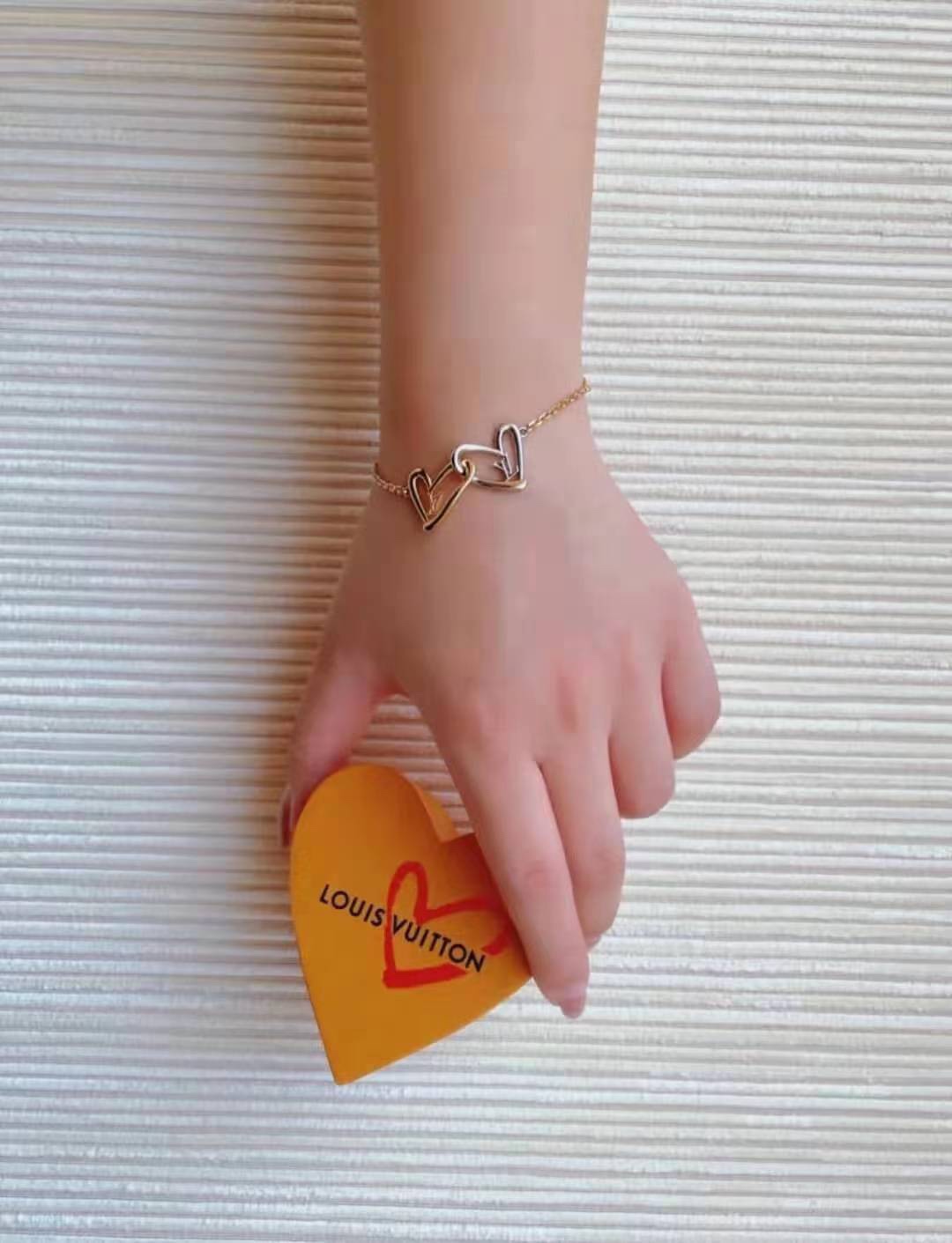 Louis Vuitton 愛する ブレスレット