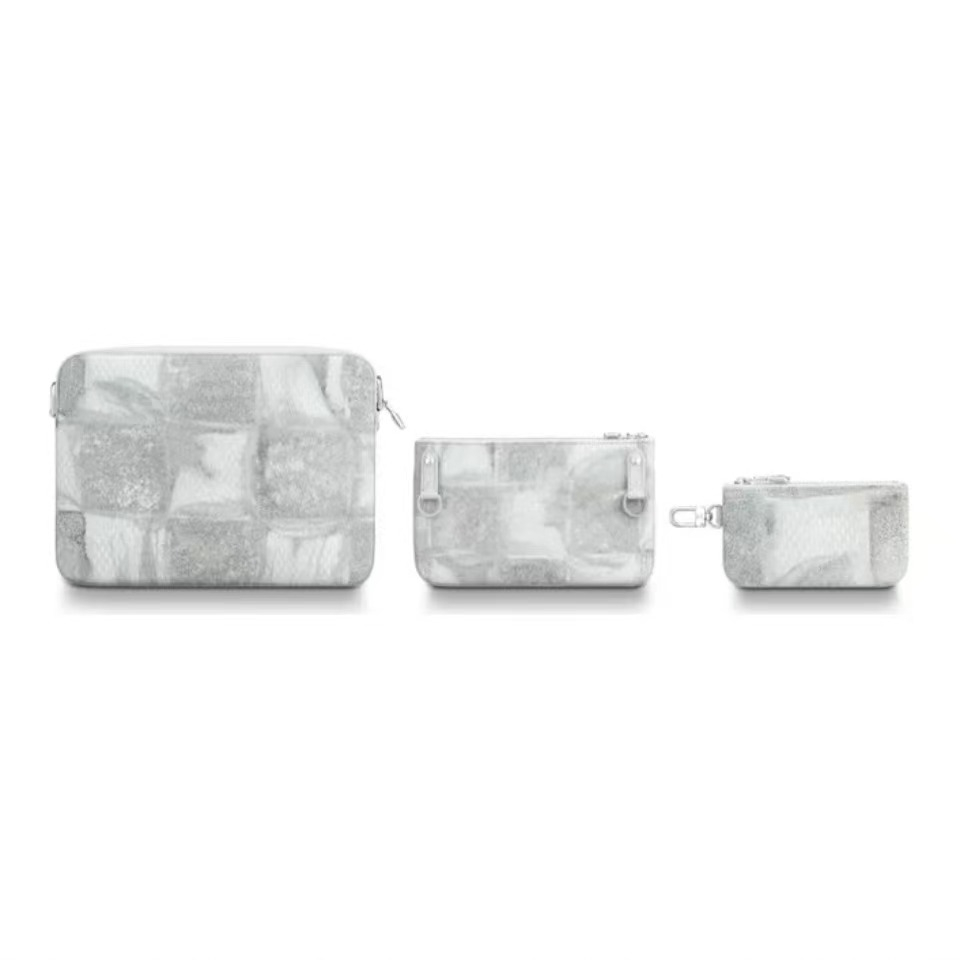 LOUIS VUITTON（ルイヴィトン）Trio メッセンジャーバッグ