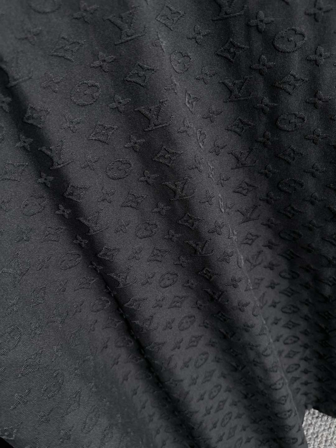 【LOUIS VUITTON】半袖ポロシャツ