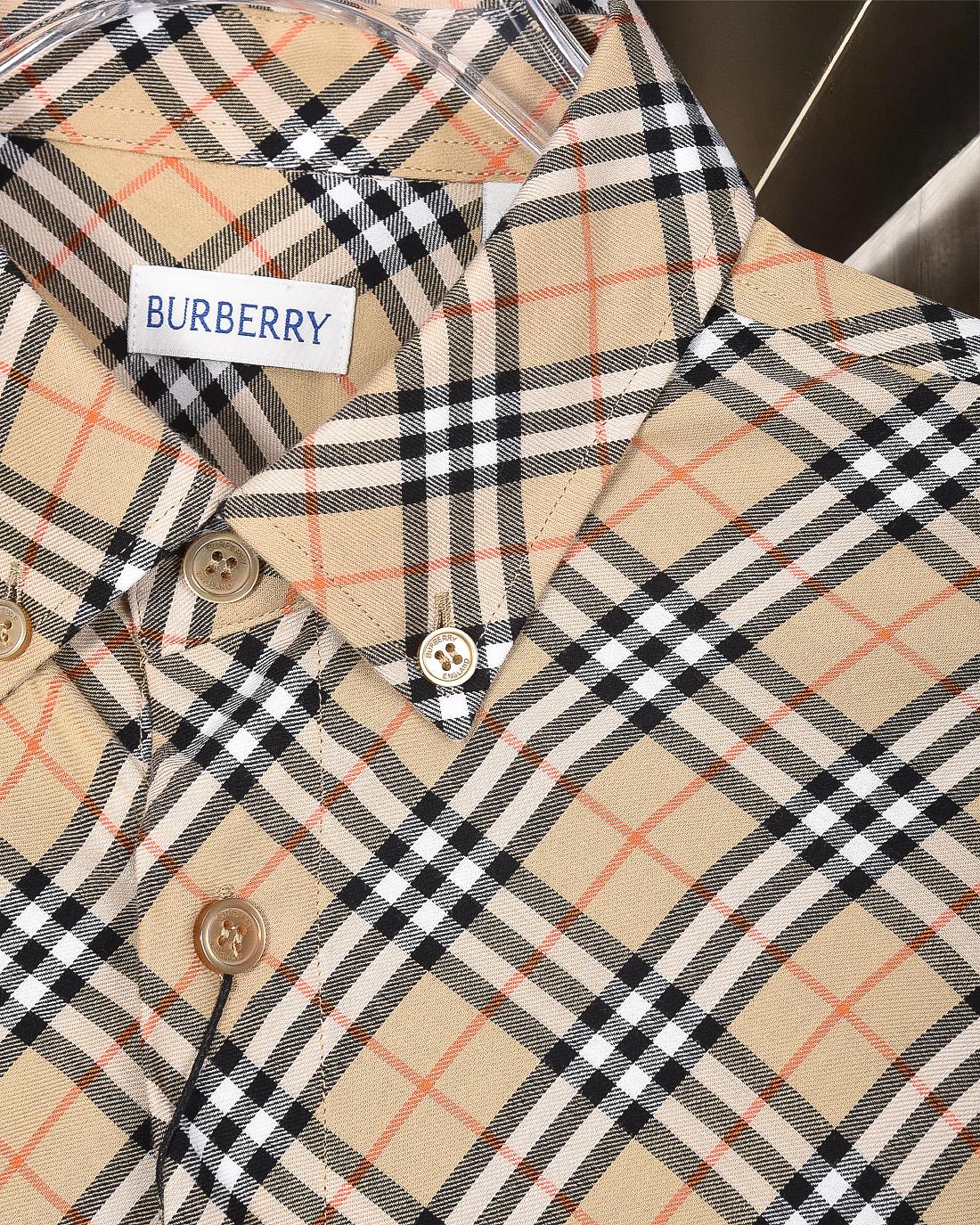 【BURBERRY】長袖シャツ