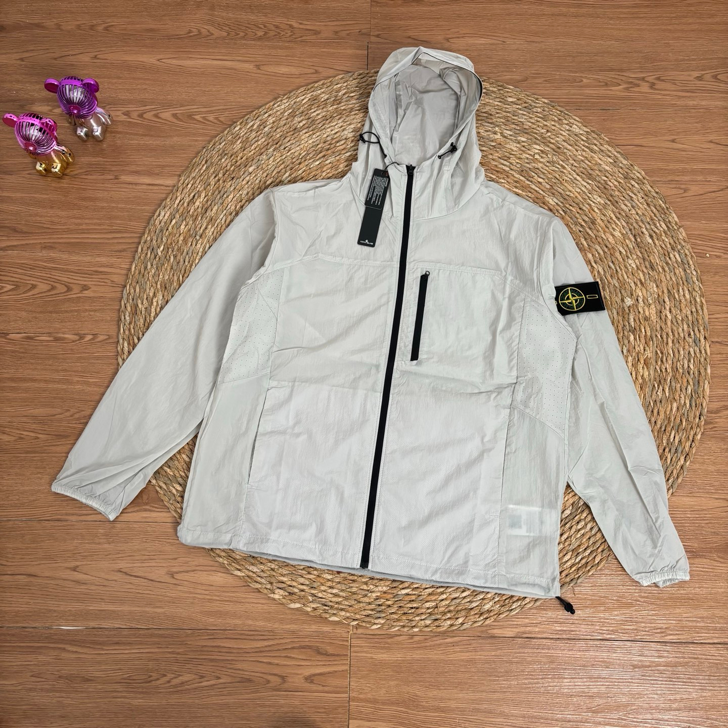 【STONE ISLAND】UV カットパーカー