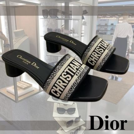 時代を超えて愛されている♪【Dior】Dway ヒール スライド
