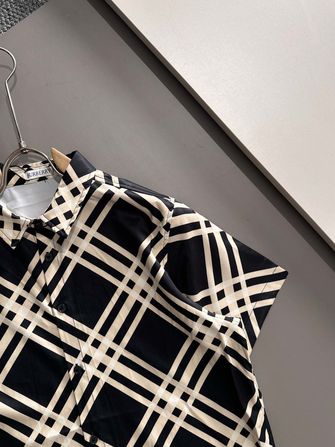 【BURBERRY】半袖シャツショートパンツ セットアップ