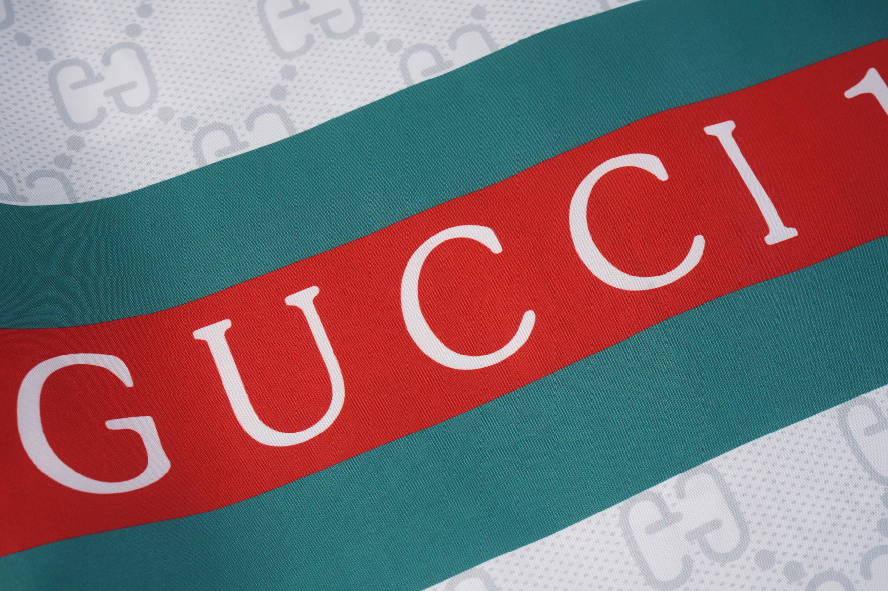 【GUCCI】半袖 シャツ ショートパンツ セットアップ