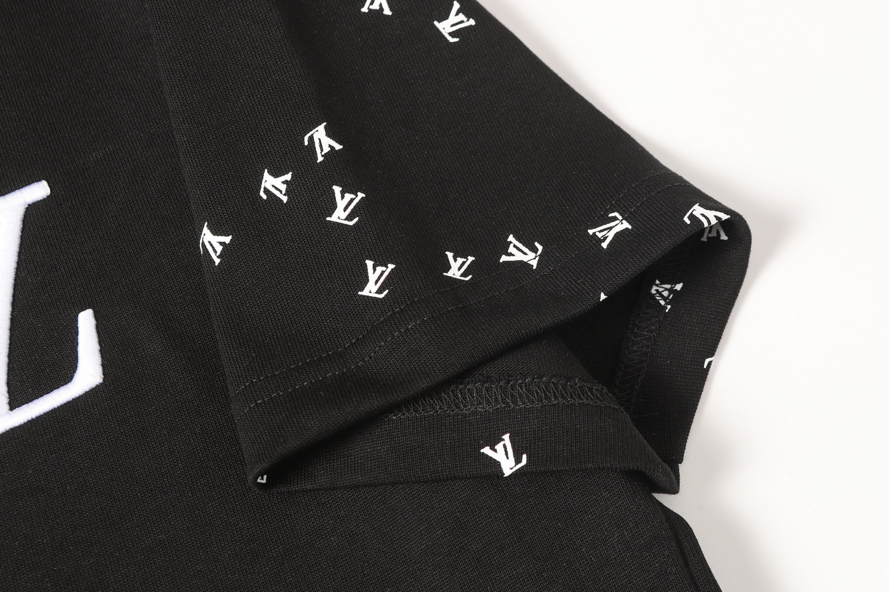 【LOUIS VUITTON】半袖 T シャツ