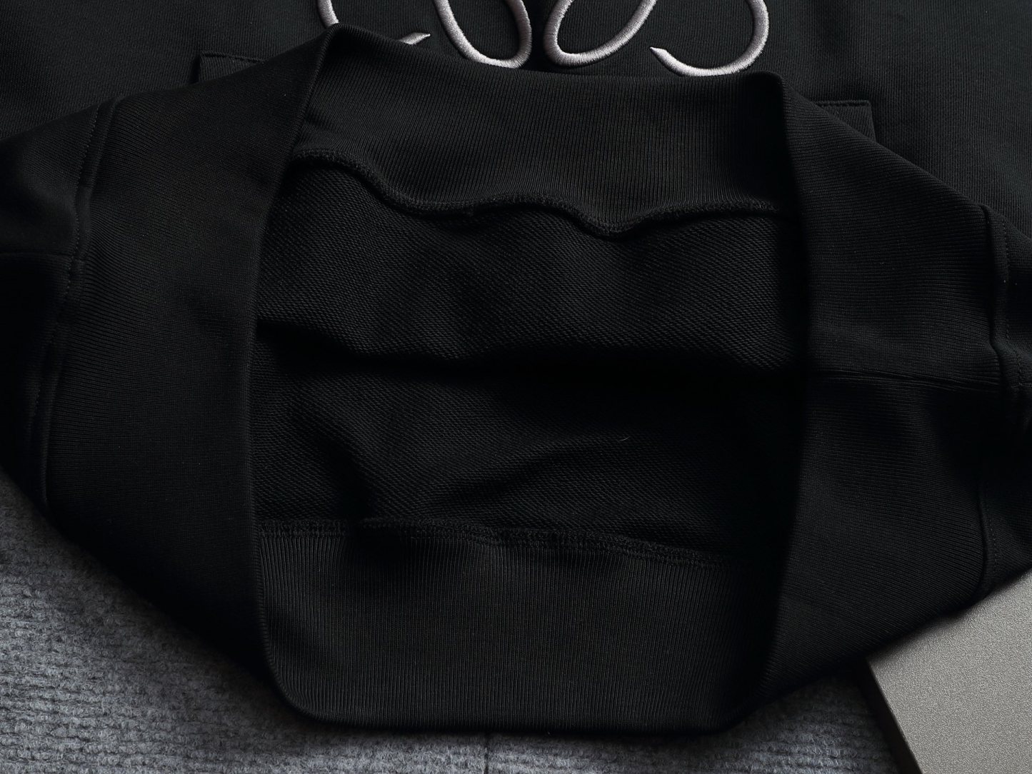 【LOEWE】ロエベ 刺繍パーカー