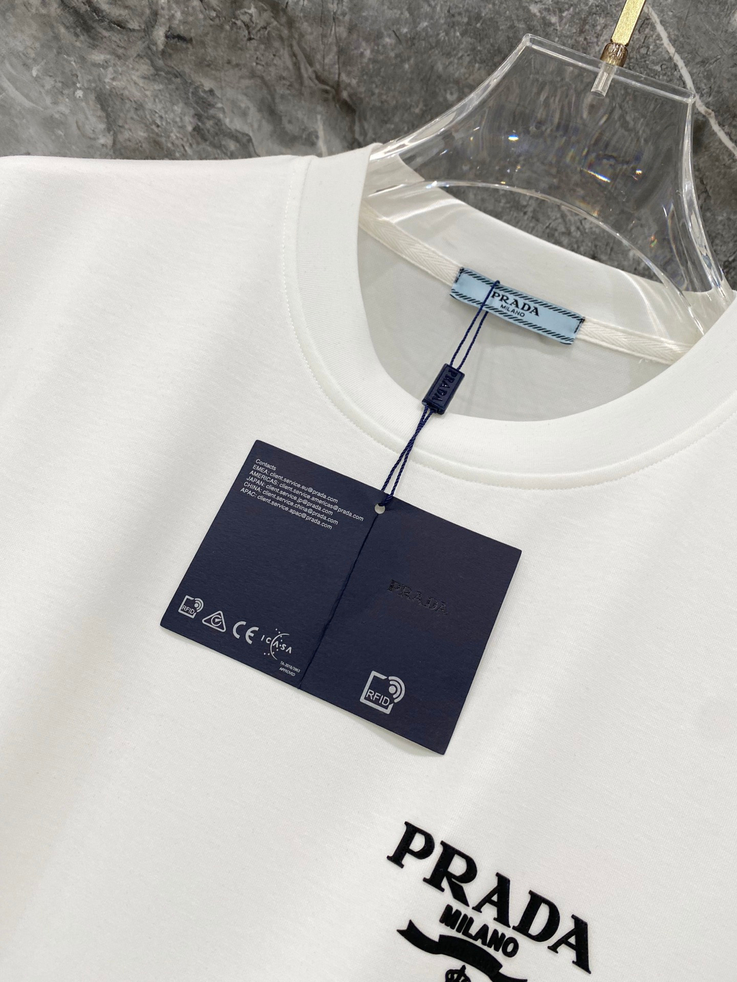 【PRADA】半袖T シャツショートパンツ セットアップ