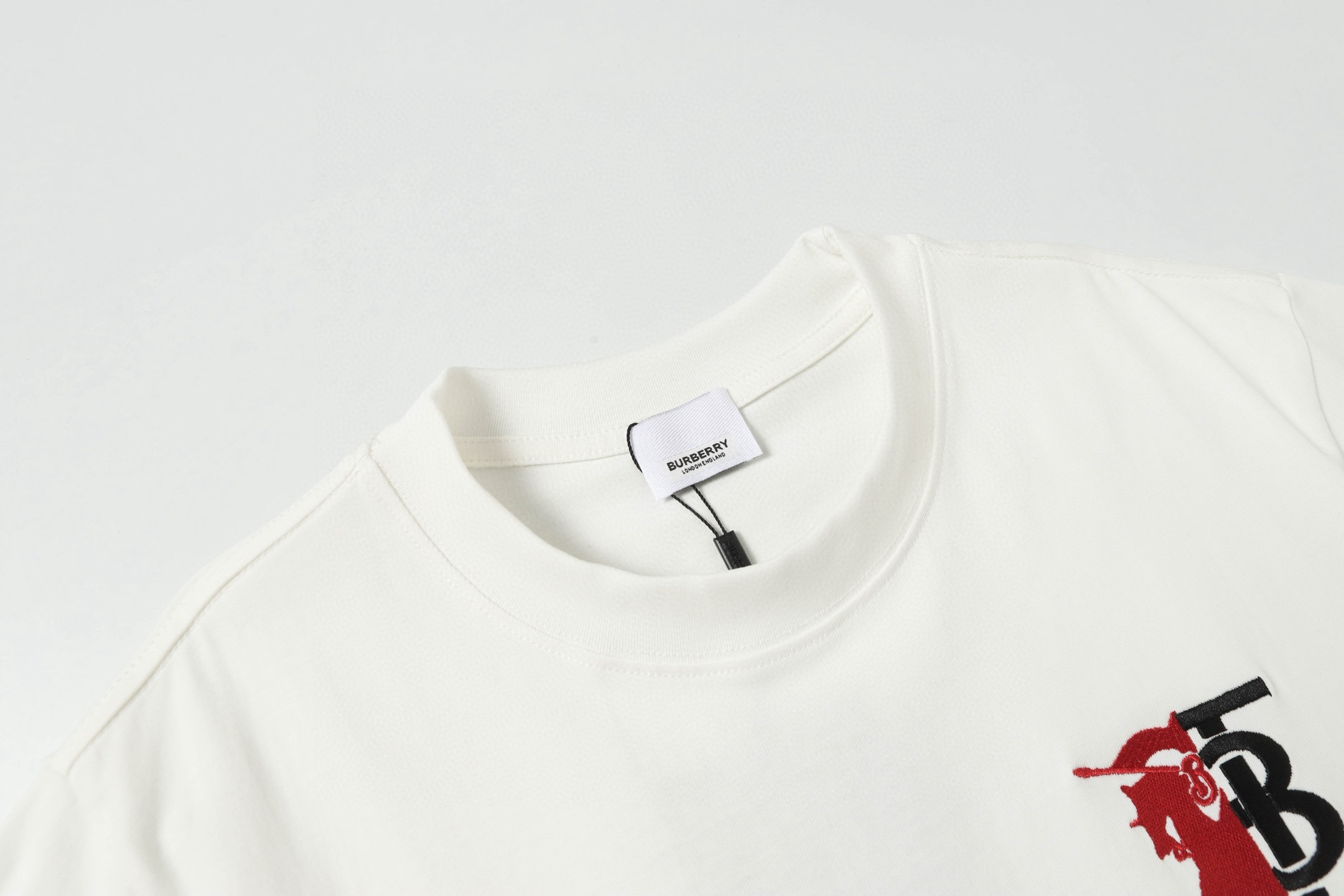 【BURBERRY】半袖 T シャツ