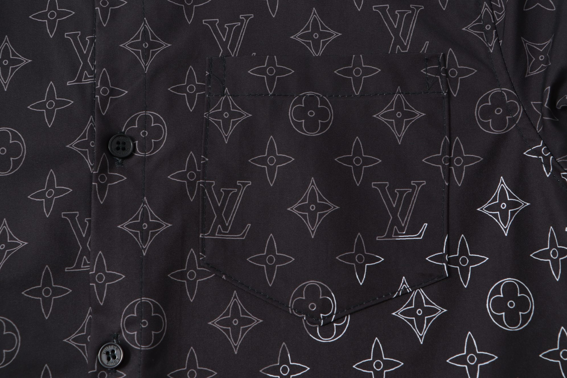 【LOUIS VUITTON】長袖シャツ