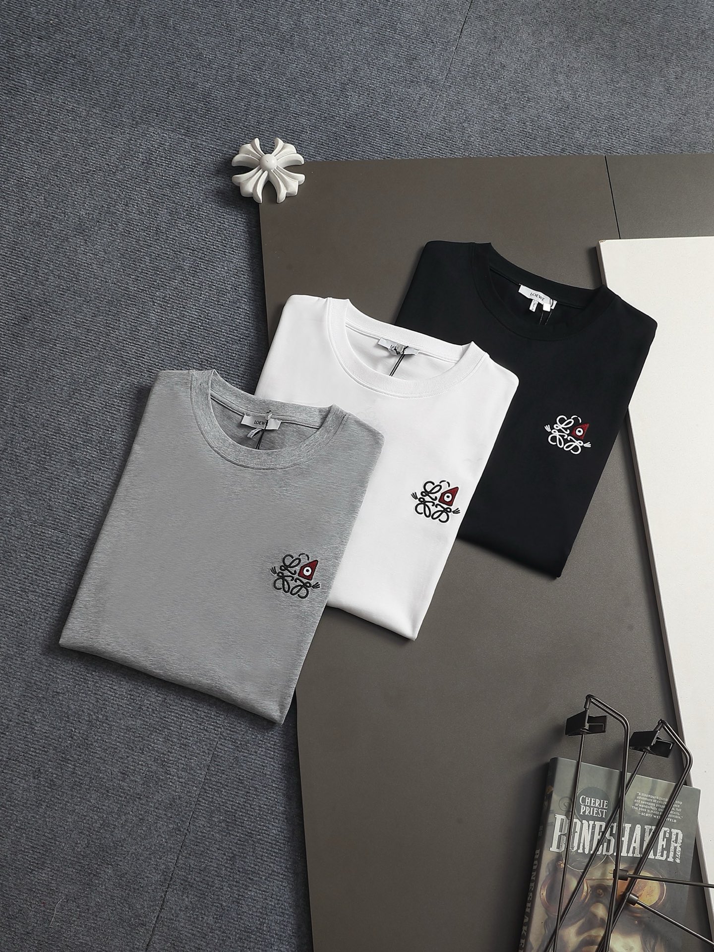 【LOEWE】半袖 T シャツ