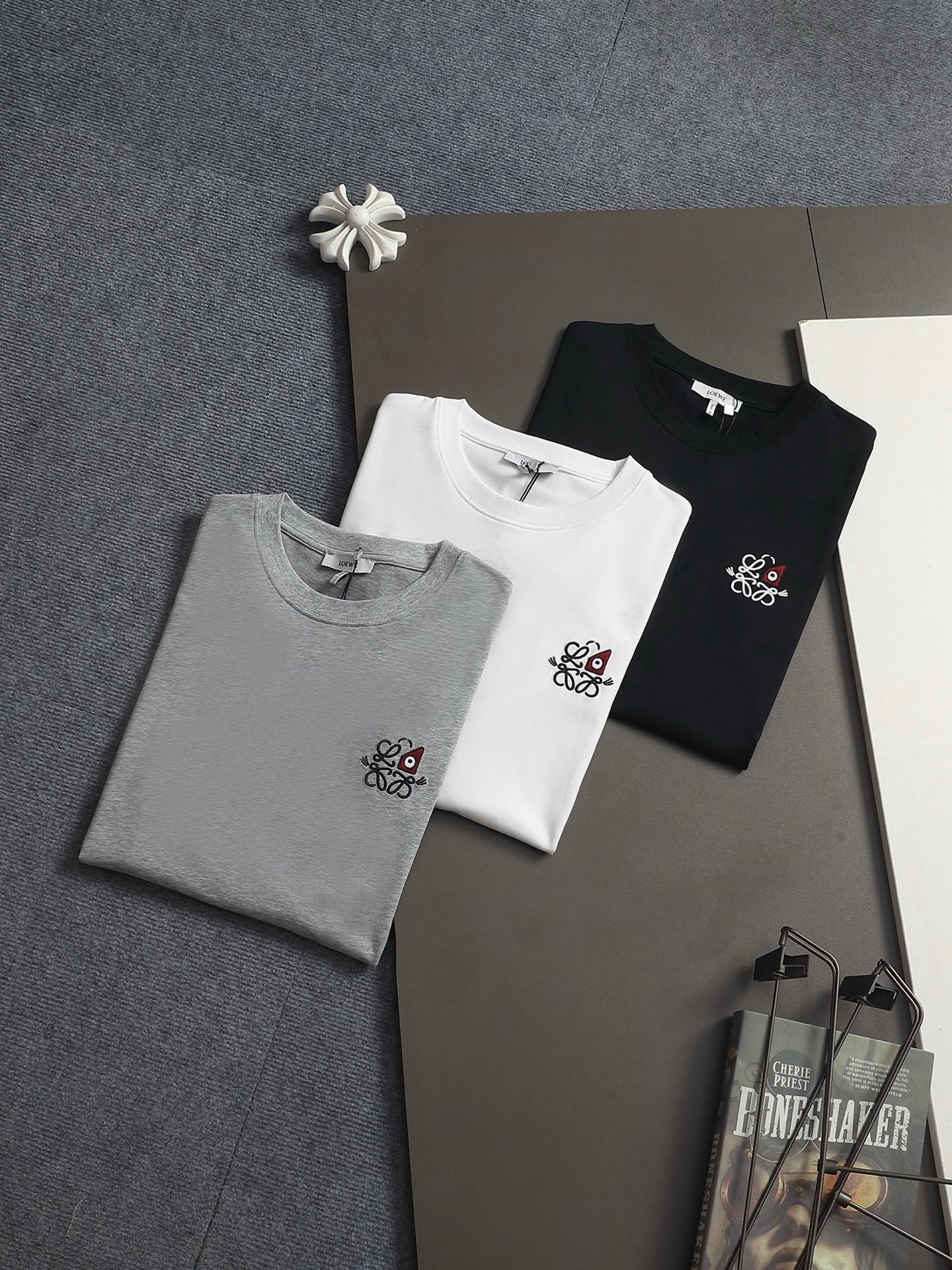 【LOEWE】半袖 T シャツ