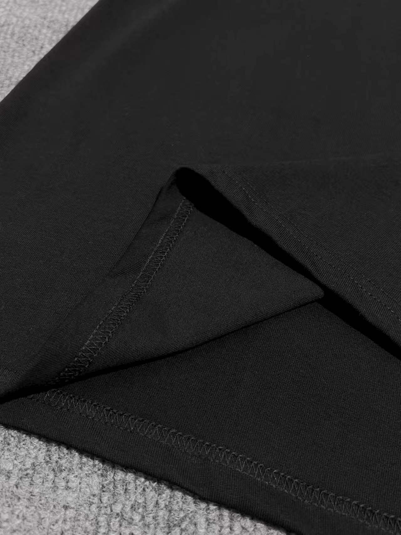 【PRADA】半袖 T シャツ